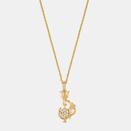 Discover the Beauty of this Golden Necklace