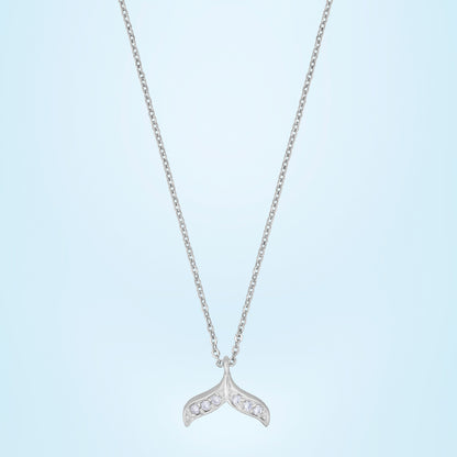 Silver Necklace with a Diamond