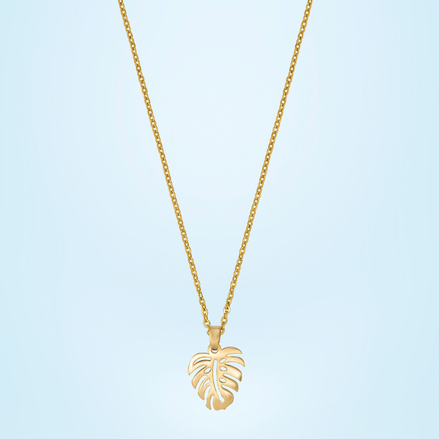 loving the delicate charm of this leaf pendant golden necklace