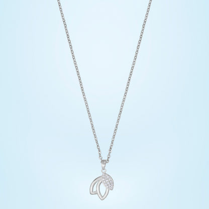 Elevate your Look with this Exquisite White Golden Necklace